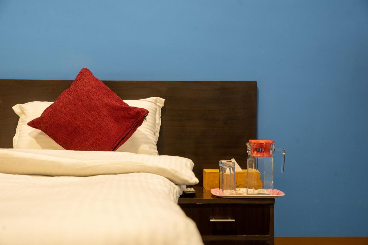 Atlas Serviced Apartments Jawlakhel Buitenkant foto