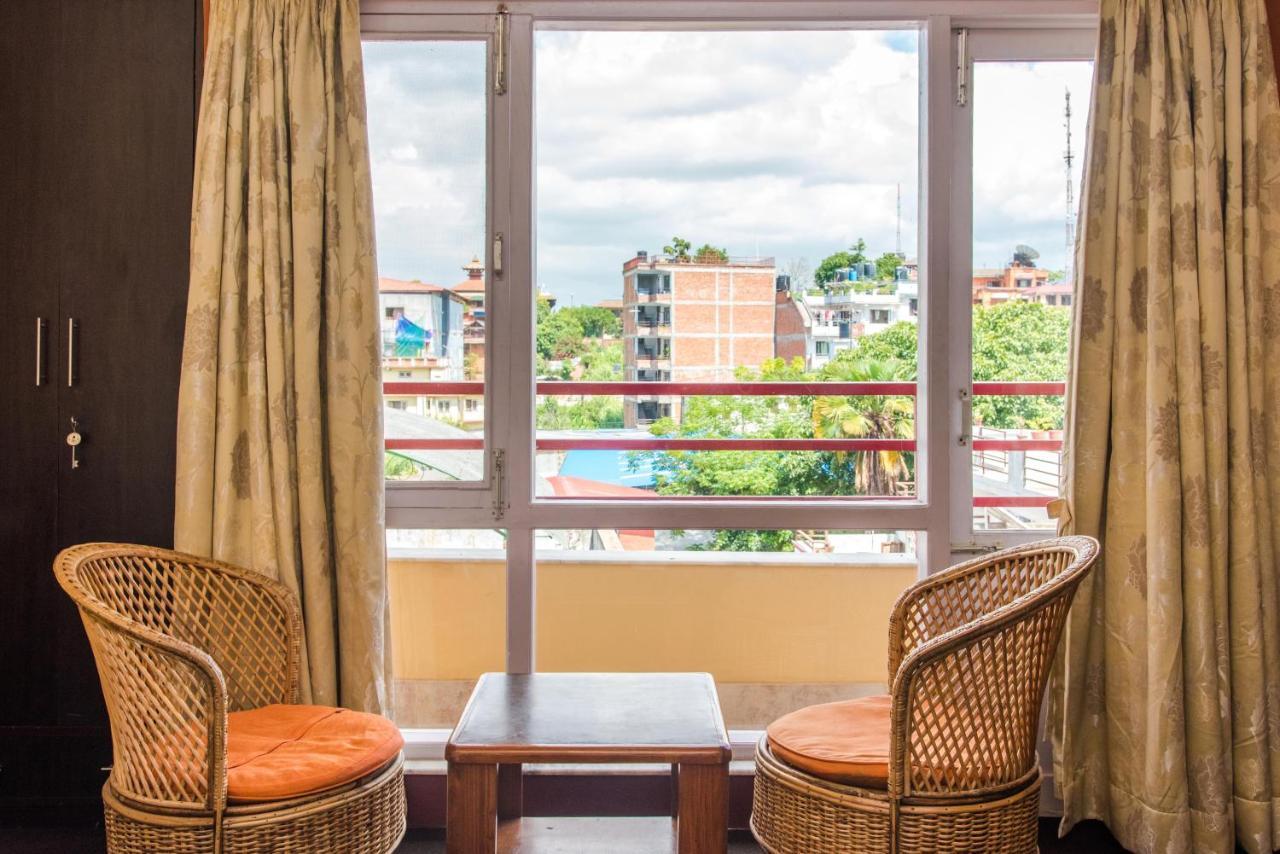 Atlas Serviced Apartments Jawlakhel Buitenkant foto